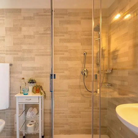 Marlin Guest house 2*